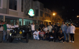 Bukber dan Baksos JK Fave dengan Komunitas Jeep