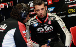Marco Melandri Hengkang dari Aprillia Racing Team