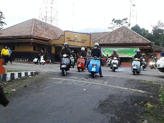 Polres Magelang Adakan Touring Vespa