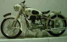 Motor Antik, BMW R26 Ini Milik Eko Patrio 