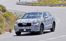 Spyshoot Audi Q1 Nongol di Media.