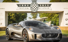 Aston Martin DB10 Dan Jaguar C-X75 Beraksi Di Film James Bond Spectre