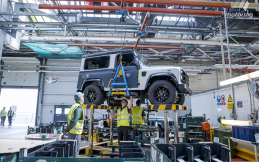 Jaguar Land Rover Bangun Pabrik Baru di Slovakia