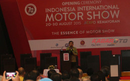 Wapres JK: Hebat Juga Dalam Keadaan Sulit Bikin Pameran IIMS 2015