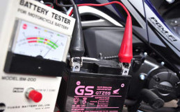 Bingung Kenapa Accu Motor Anda Cepat Tekor? Ketahui Penyebab Utama dan Solusinya!