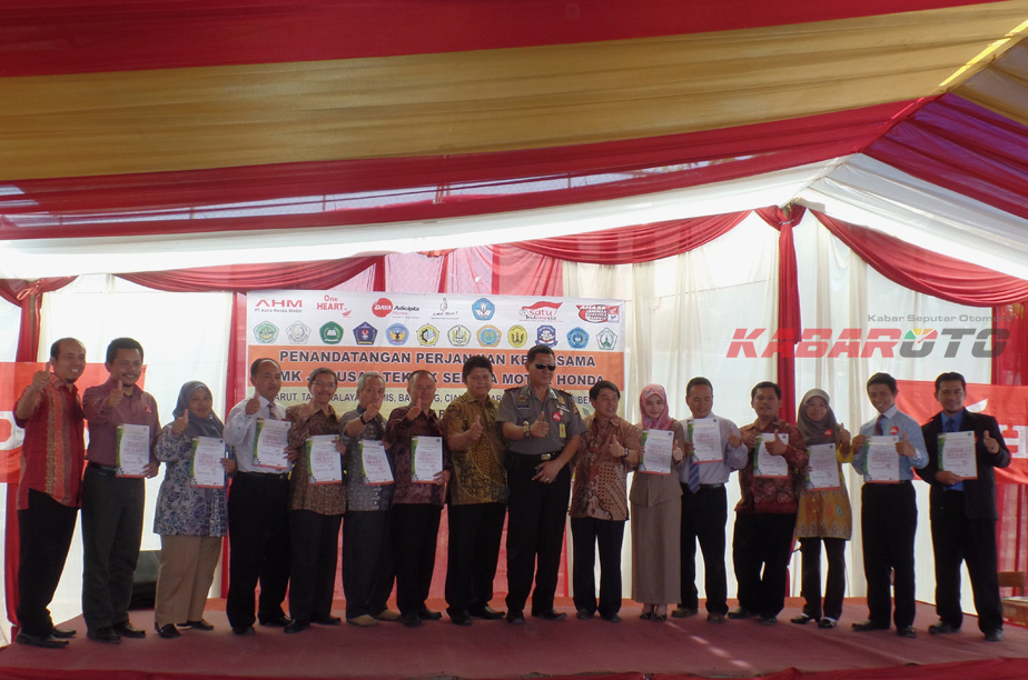 PT Daya Adicipta Mustika Mengikat Kerja Sama Dengan 12 SMK 