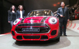 Keistimewaan di Balik ‘MINI’ John Cooper Works 
