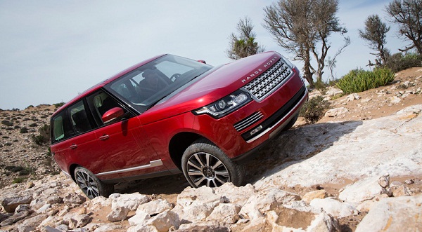 Hebat! Mobil Range Rover dapat Deteksi Jalan Berlubang