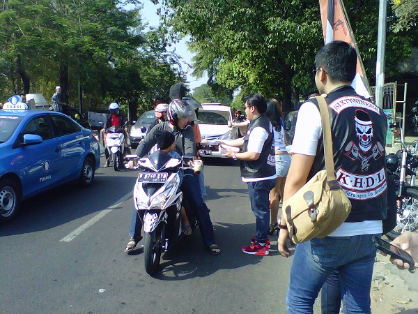 Ultah ke-2, KHDL Bagi-bagi Cendol dan Pizza