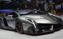 Hypercar Lamborghini Centenario LP 770-4 yang akan Dikenalkan di Genewa Motor Show 2016