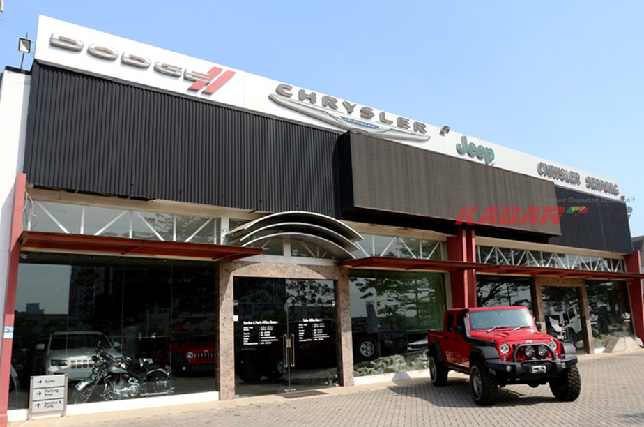 Showroom Jeep Chrysler JHL Membawa Pecinta Jeep ke Alam Terbuka