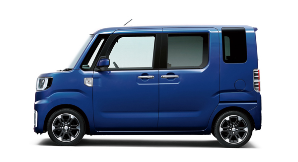 Toyota Pixis Mega, Mungil yang Efisien