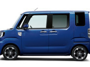 Toyota Pixis Mega, Mungil yang Efisien
