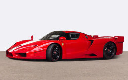 Ferrari FXX Enzo Dilelang dengan Harga Pembuka 1 Juta Euro