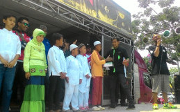 Kawasaki Badwolves Club Santuni Anak Yatim di Anniversary Pertamanya