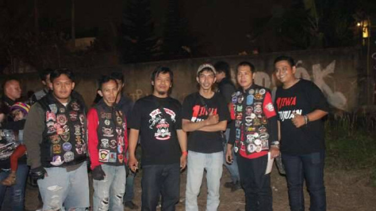 PPTT (Pencari Persaudaraan Tanpa Batas), Kumpulan dari Beberapa Komunitas dan Club