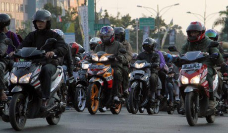Pentingnya Etika Berkendara di Jalan Raya