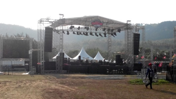  Tengok Persiapan HBD 2015 di Teleng Ria Pacitan