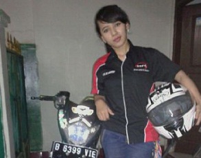 Cera na Vay, Lady Bikers yang Cinta Satria