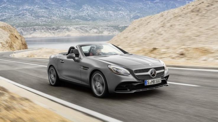 Mercedes Benz Resmi Luncurkan Model SLC 2017