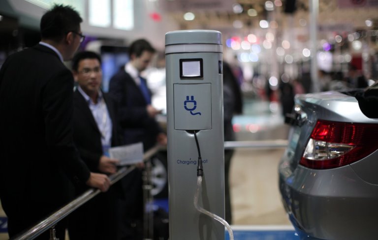 China Berhasil Ciptakan Baterai Super Untuk Mobil Listrik Masa Depan