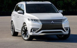 Mitsubishi Outlander PHEV lansiran 2017 Siap Meluncur di New York Auto Show 2016