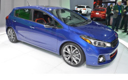 KIA Forte 2017 Hadir di Detroit Auto Show