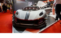 Produsen Supercar Arrinera Luncurkan 