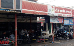 Kardi Mulia Motor Bengkel Terbesar di Kampung Utan Ciputat