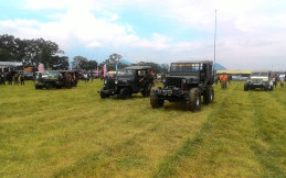 Willys Padang American Jeep Juarai Balapan Adu Lambat di Jambore Jeep 2016