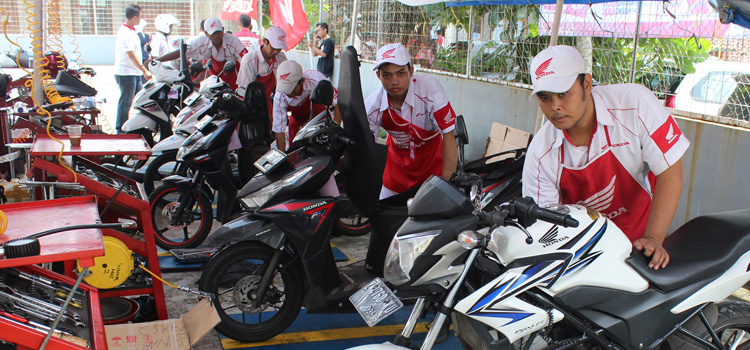PT Daya Adicipta Motora (DAM) Gelar Servis Kunjung ke SMK di Tasikmalaya