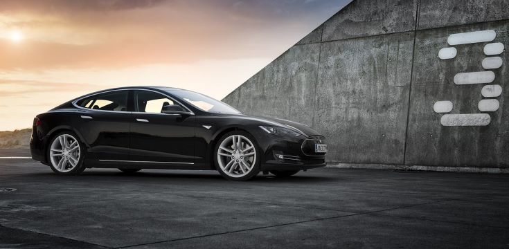 Tesla Model 3 Dikonfirmasi Siap Meluncur Bulan Maret Mendatang