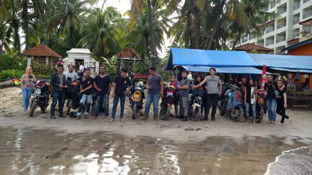 Inilah Keseruan Touring Santai Keluarga Komunitas ERT Pantai Sambolo
