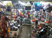 Semua Jenis Helm ada di Dayat Aksesoris?