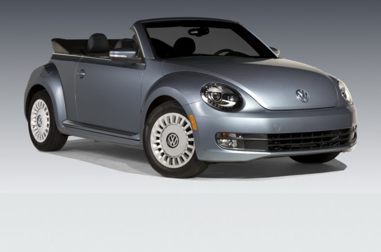  Volkswagen Luncurkan Mobil Edisi Khusus 