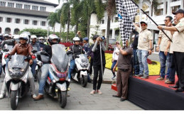 Ribuan Pengguna NMAX Banjiri Kota Bandung