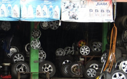Ganti dan Service Ban serta Kaki-kaki di Andipuan Ban