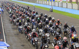 1.000 Yamaha V-Ixion Lintasi Sentul di Yamaha Sunday Race