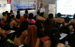 300 Siswa SMA ikuti Kompetisi Safety Riding