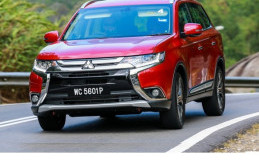 Mitsubishi Resmi Luncurkan Outlander Terbaru