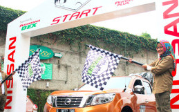 Nissan All New Navara Jelajahi 50 Gunung Dalam 40 Hari