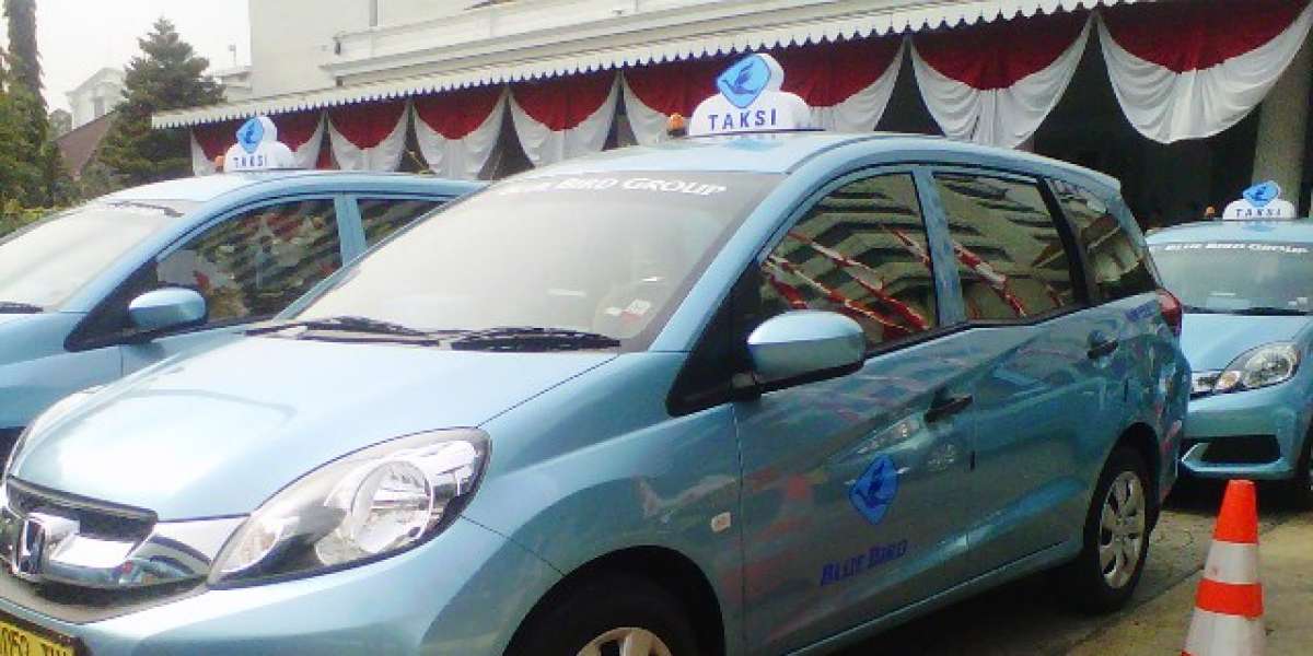Tarif Taksi Reguler Blue Bird Turun, Berapa Persenkah?