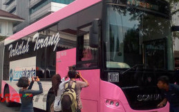 Bus TransJakarta khusus wanita