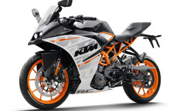 Penyegaran di KTM RC390 2016