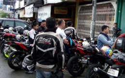 CBR Club Indonesia (CCI) isi Libur Panjang Dengan Touring Jakarta - Jatim