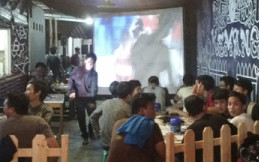 Kedai Mamang di Serbu Komunitas Motor, Ada Apakah? 