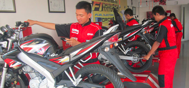  Kelas Yamaha Engineering School (YES) Gratis Bagi Lulusan SMK dan SMA di Surabaya.