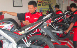  Kelas Yamaha Engineering School (YES) Gratis Bagi Lulusan SMK dan SMA di Surabaya.