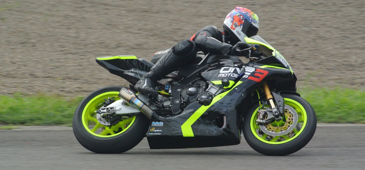 YZF-R1M Ikut Balapan di Sentul