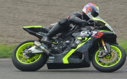 YZF-R1M Ikut Balapan di Sentul